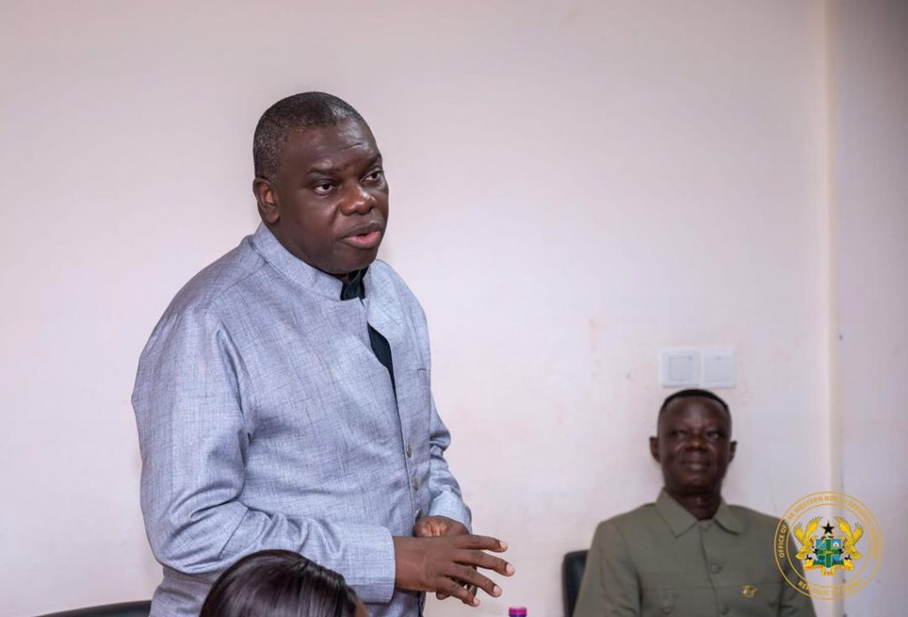 WNR:ADMINISTRATOR OF DISTRICT ASSEMBLY COMMON FUND PAID A COURTESY CALL ON REGIONAL MINISTER